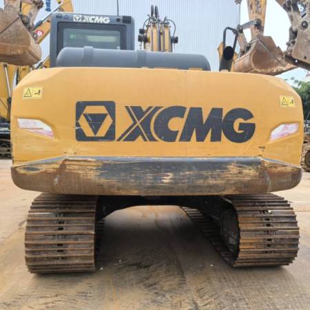 徐工XE155D履带式挖掘机