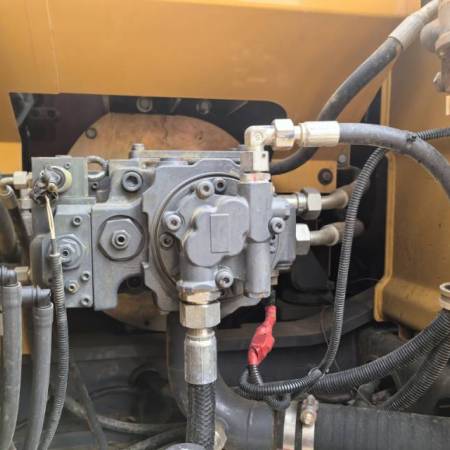 徐工XE155D履带式挖掘机