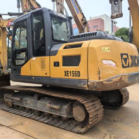 徐工XE155D履带式挖掘机