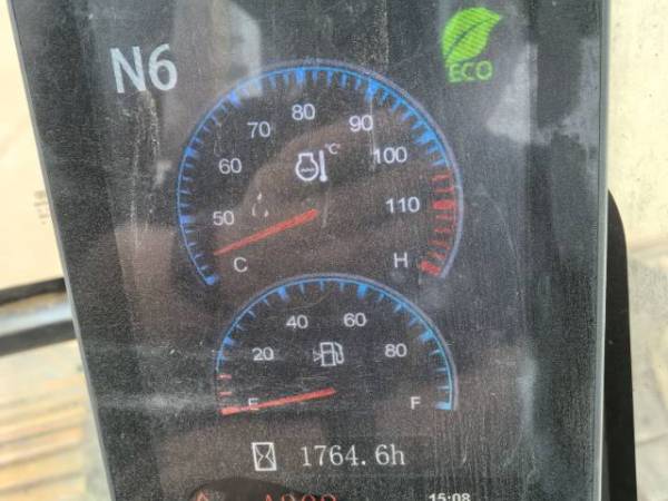 徐工XE155D履帶式挖掘機(jī)