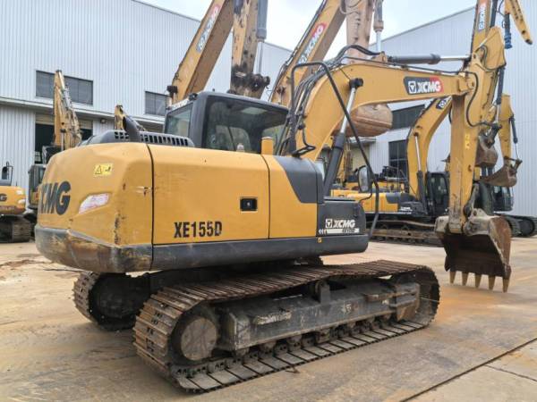 徐工XE155D履帶式挖掘機(jī)