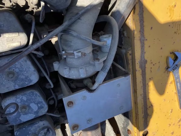 山重建機(jī)JCM913A履帶式挖掘機(jī)