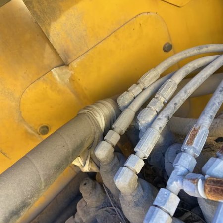 山重建机JCM913A履带式挖掘机