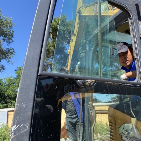 山重建机JCM913A履带式挖掘机