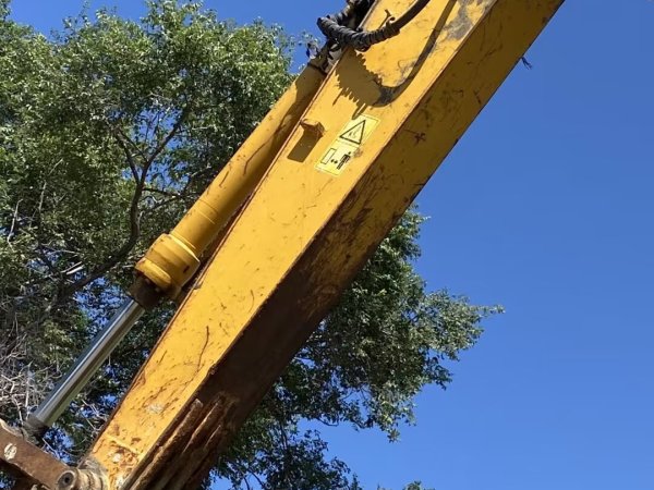 山重建機(jī)JCM913A履帶式挖掘機(jī)