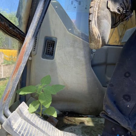 山重建机JCM913A履带式挖掘机