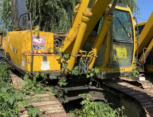 玉柴YC135-8履带式挖掘机