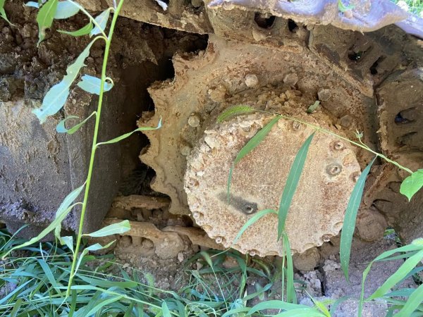 玉柴YC135-8履帶式挖掘機(jī)