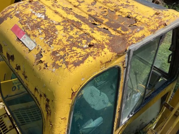 玉柴YC135-8履帶式挖掘機(jī)