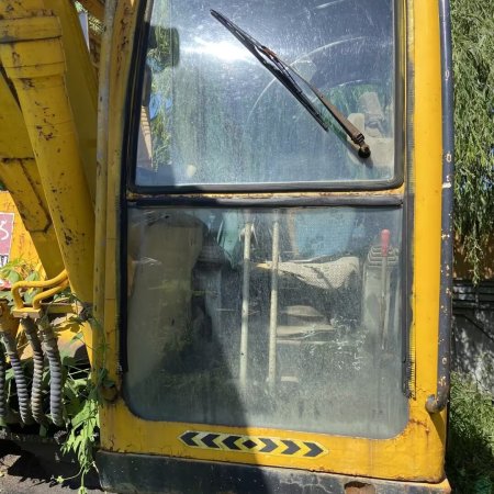 玉柴YC135-8履带式挖掘机