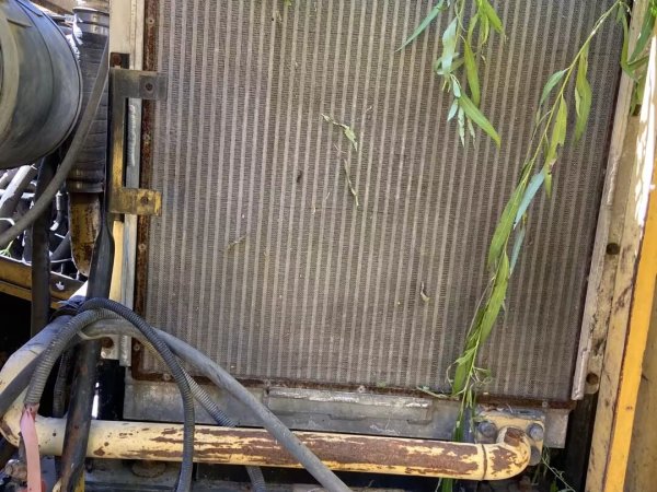 玉柴YC135-8履帶式挖掘機(jī)