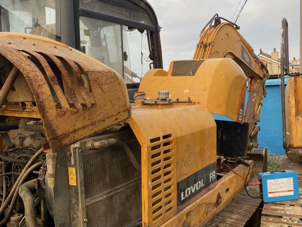 雷沃重工FR60-7履帶式挖掘機