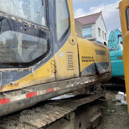 力士德SC220.7履带式挖掘机