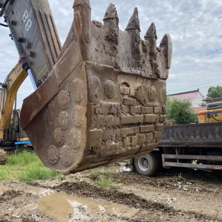 沃尔沃EC460BLC履带式挖掘机