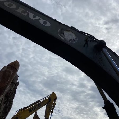 沃尔沃EC460BLC履带式挖掘机