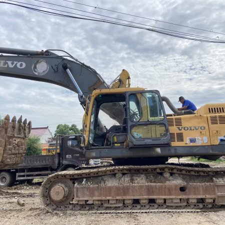 沃尔沃EC460BLC履带式挖掘机