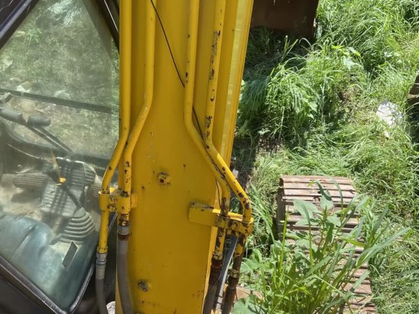 小松PC60-7履帶式挖掘機(jī)