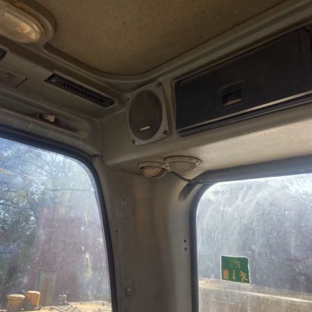 沃尔沃EC290履带式挖掘机