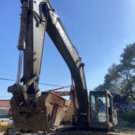 沃尔沃EC290履带式挖掘机