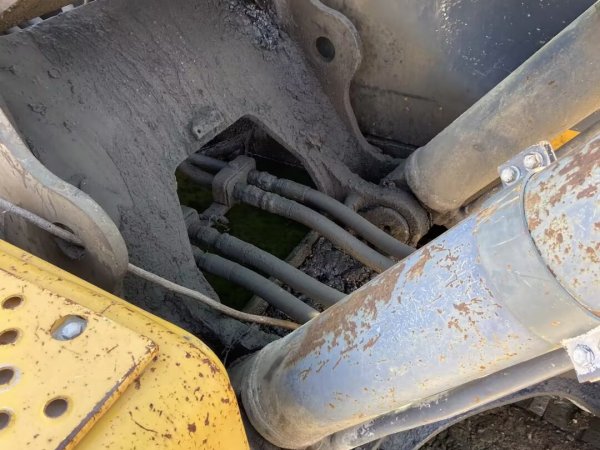 沃爾沃EC290履帶式挖掘機(jī)