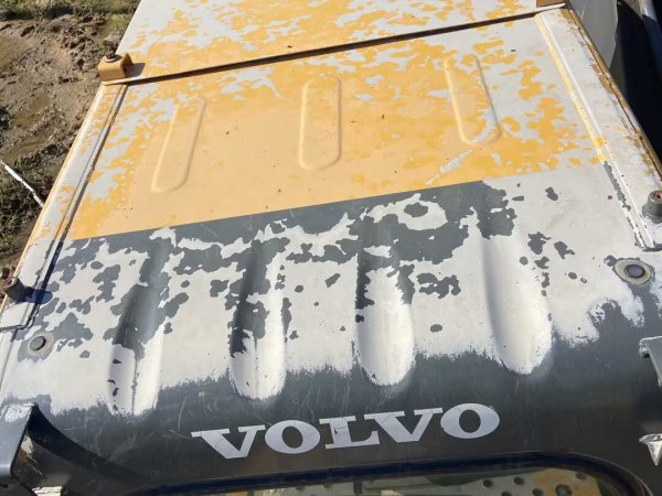 沃爾沃EC290履帶式挖掘機(jī)