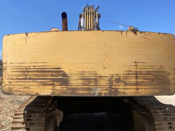 現(xiàn)代R450履帶式挖掘機