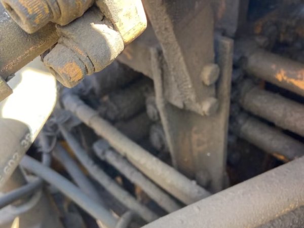 現(xiàn)代R450履帶式挖掘機