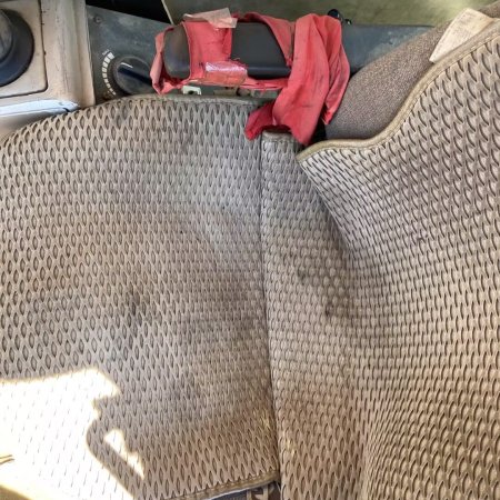 现代R450履带式挖掘机