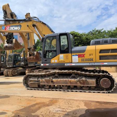 徐工XE380DK MAX履带式挖掘机