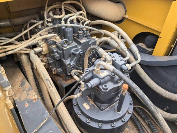 徐工XE380DK MAX履帶式挖掘機