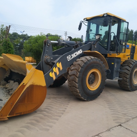 徐工LW500FV轮式装载机