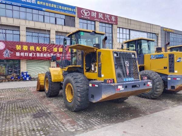 徐工LW550FV輪式裝載機(jī)