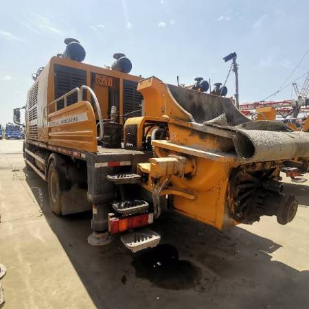 徐工HBC10040K混凝土车载泵