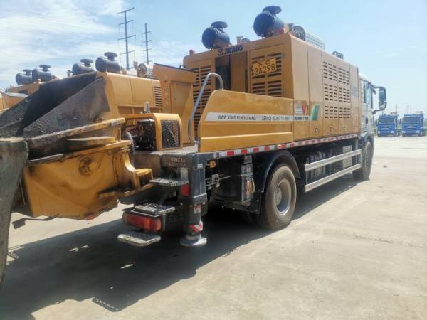 徐工HBC10050K混凝土車載泵