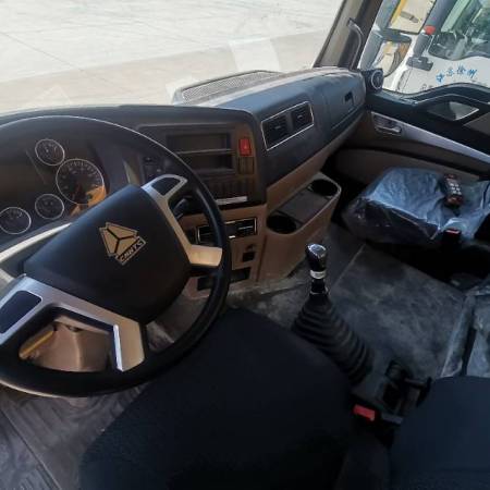 徐工HBC10050K混凝土车载泵