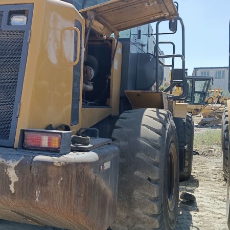 徐工LW500KV轮式装载机