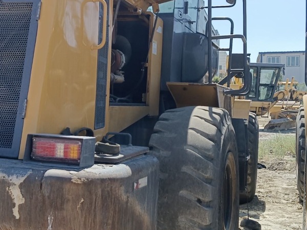 徐工LW500KV輪式裝載機