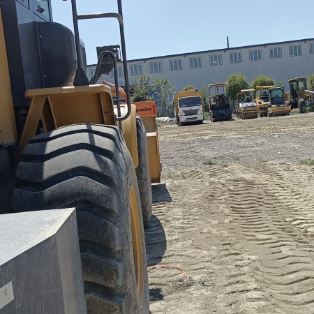 徐工LW550KV轮式装载机