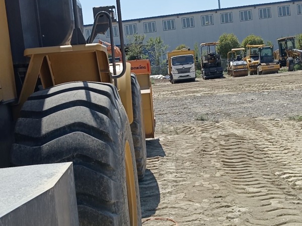 徐工LW550KV輪式裝載機