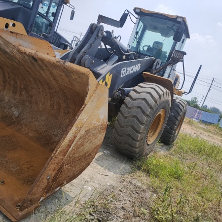 徐工LW500FV轮式装载机