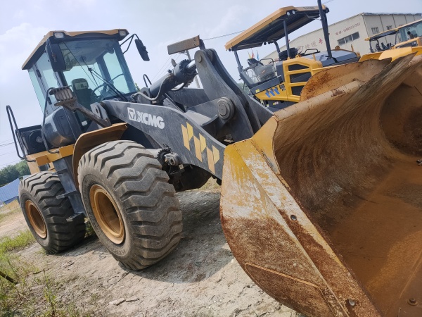 徐工LW500FV輪式裝載機