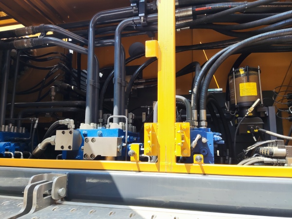 徐工XR280E旋挖鉆機(jī)