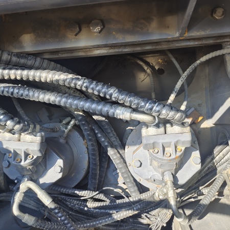 徐工XR320D旋挖钻机