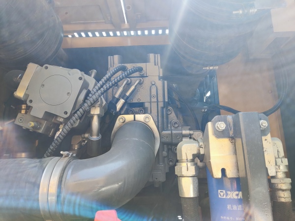 徐工XR400E旋挖鉆機(jī)