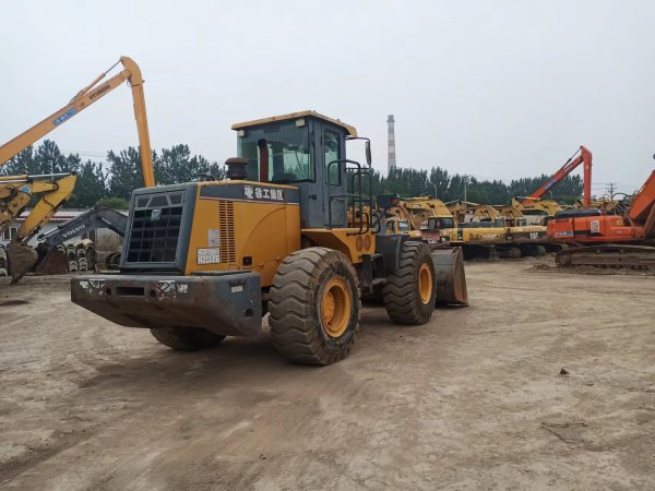 徐工ZL50G輪式裝載機(jī)