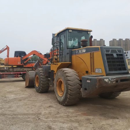 徐工ZL50G轮式装载机