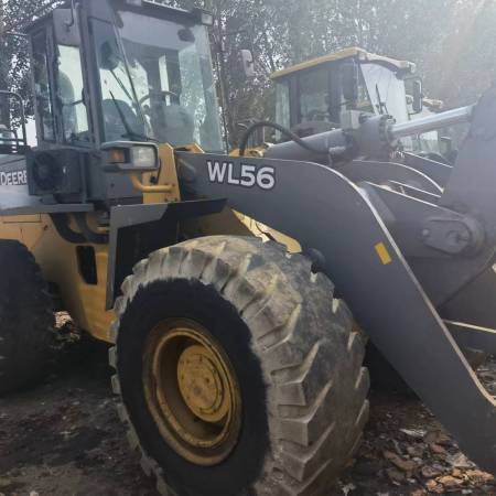 约翰迪尔WL56轮式装载机