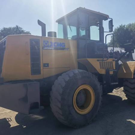徐工LW500KV轮式装载机