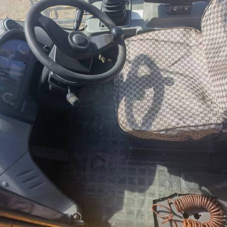 徐工LW500KV轮式装载机