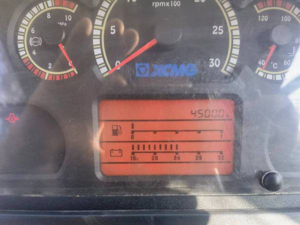 徐工LW500KV輪式裝載機(jī)